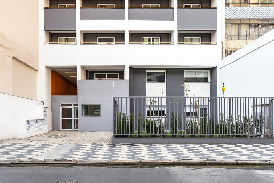 Property building, Facade/entrance
