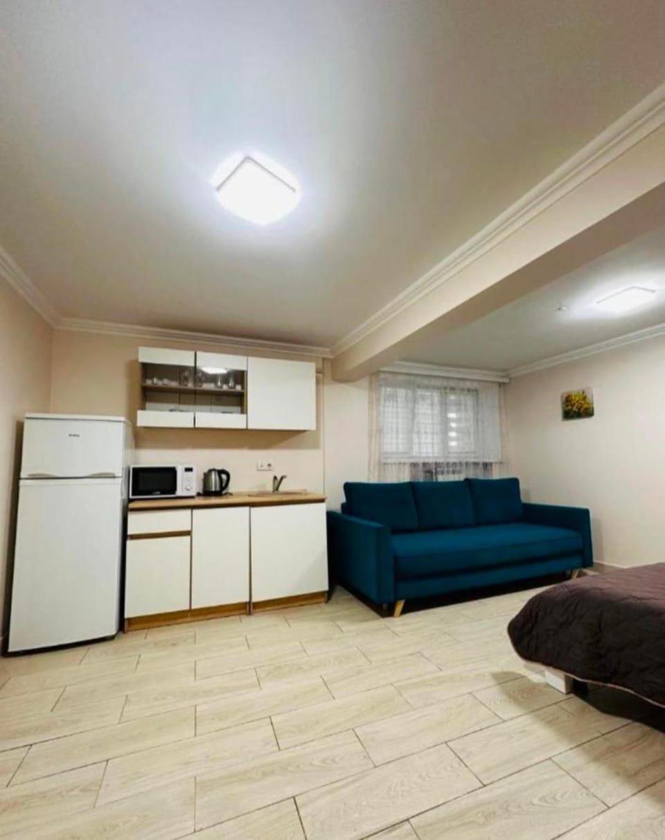 Бюджетна студія Apartment in Ukraine