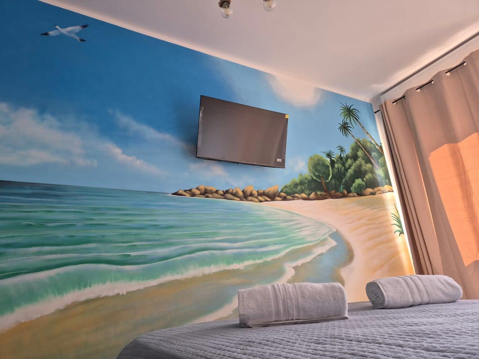 Natural landscape, Photo of the whole room, Bedroom