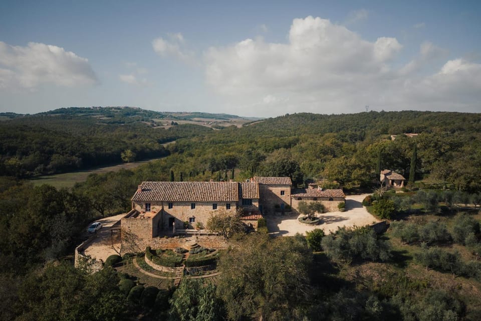 Le Porciglia by Boutique Villa Villa in Tuscany