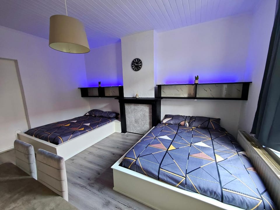 Chambre confortable pour 4P 150m de la plage Vacation rental in Ostend