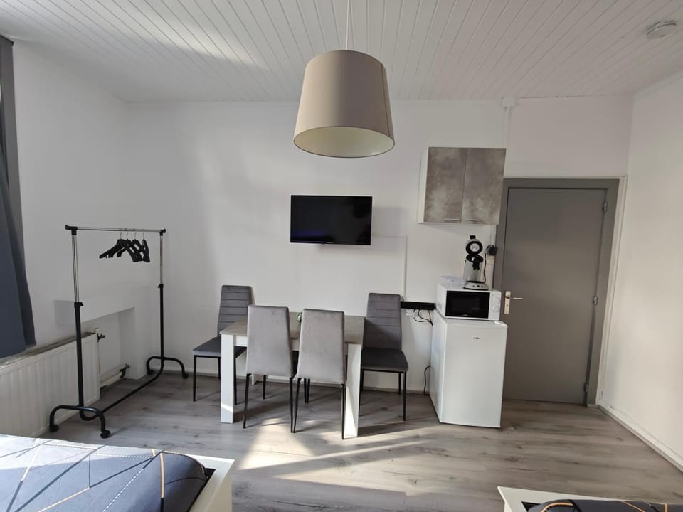 Chambre confortable pour 4P 150m de la plage Vacation rental in Ostend