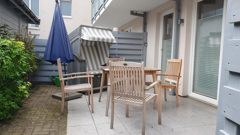 Patio, Day, View (from property/room), Balcony/Terrace, Seating area, Dining area