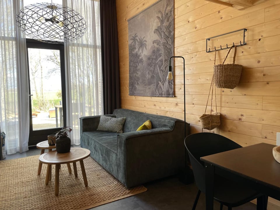 Marina Strandbad TinyHouse Pawradise House in Gelderland, Netherlands