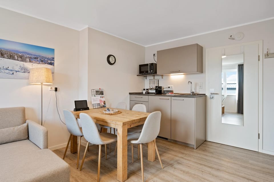 Kitchen or kitchenette, Dining area, kitchen, kitchen