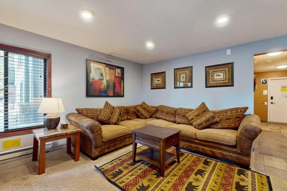 Fireside 106 Apartment in Mammoth Lakes
