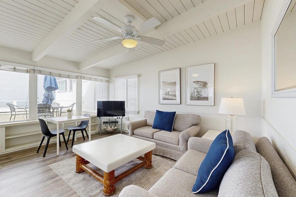 Seascape II House in Balboa Peninsula