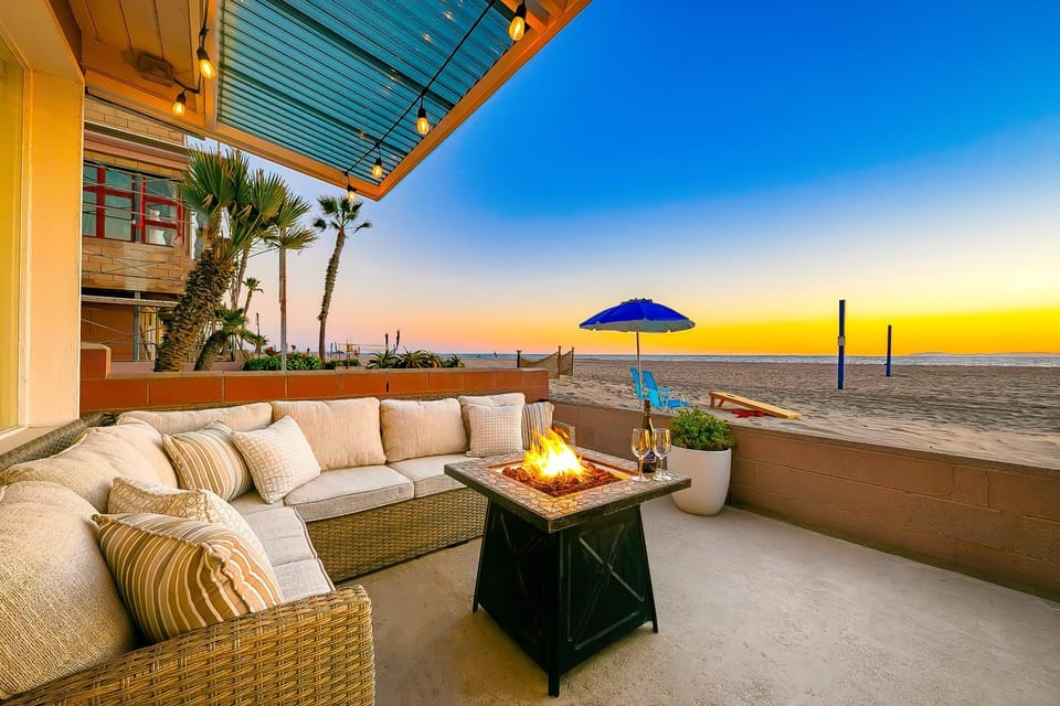 Seascape I House in Balboa Peninsula