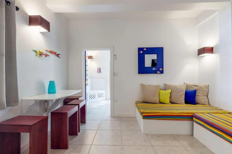 Barrier Reef Suite at Casa DV Suites -Gold Standard Certified Apartment in Belize District
