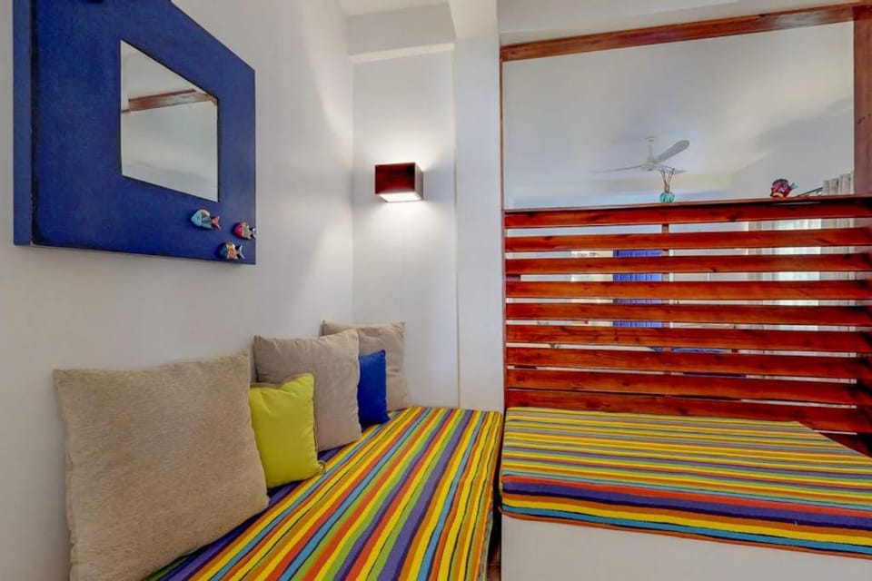 Barrier Reef Suite at Casa DV Suites -Gold Standard Certified Apartment in Belize District
