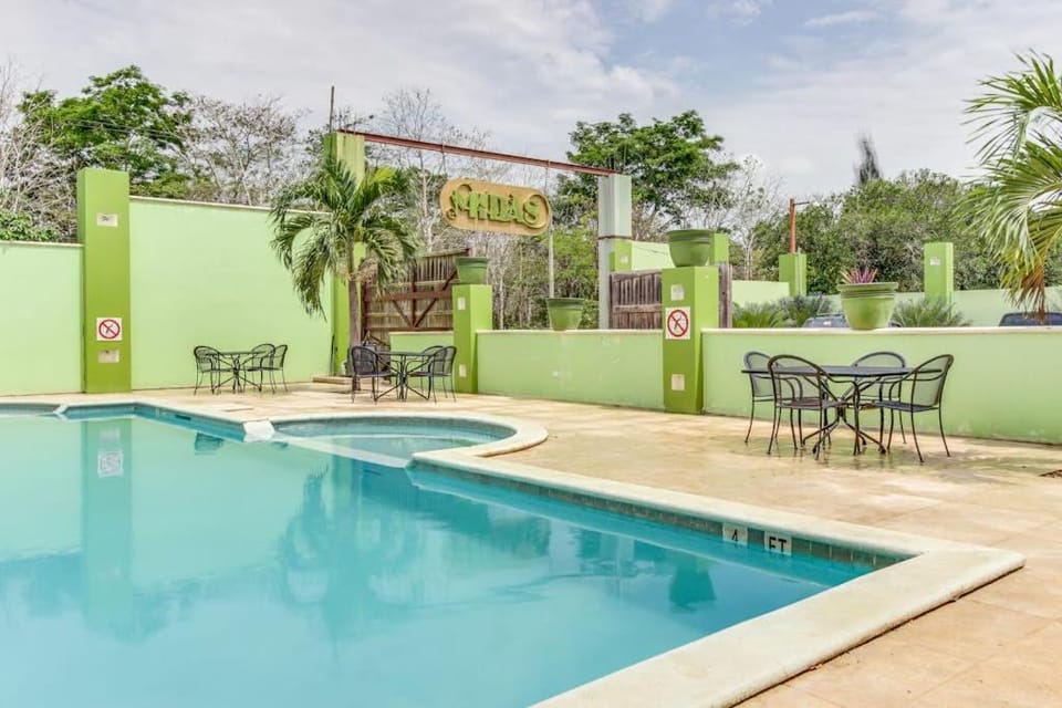 Suite Junior at Midas Belize Apartment in San Ignacio