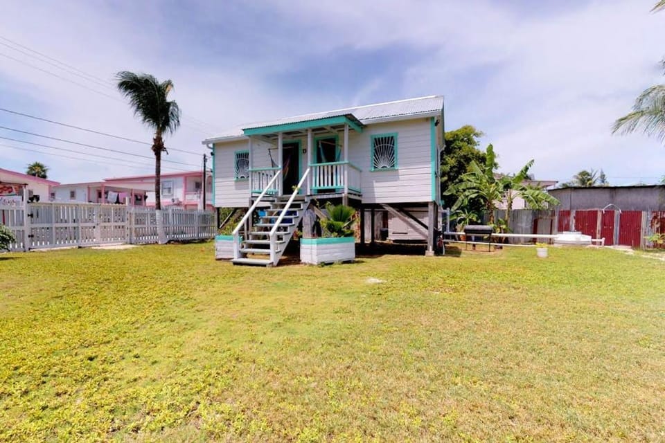 DV #2 at DV Cabanas -Gold Standard Certified Apartment in Belize District