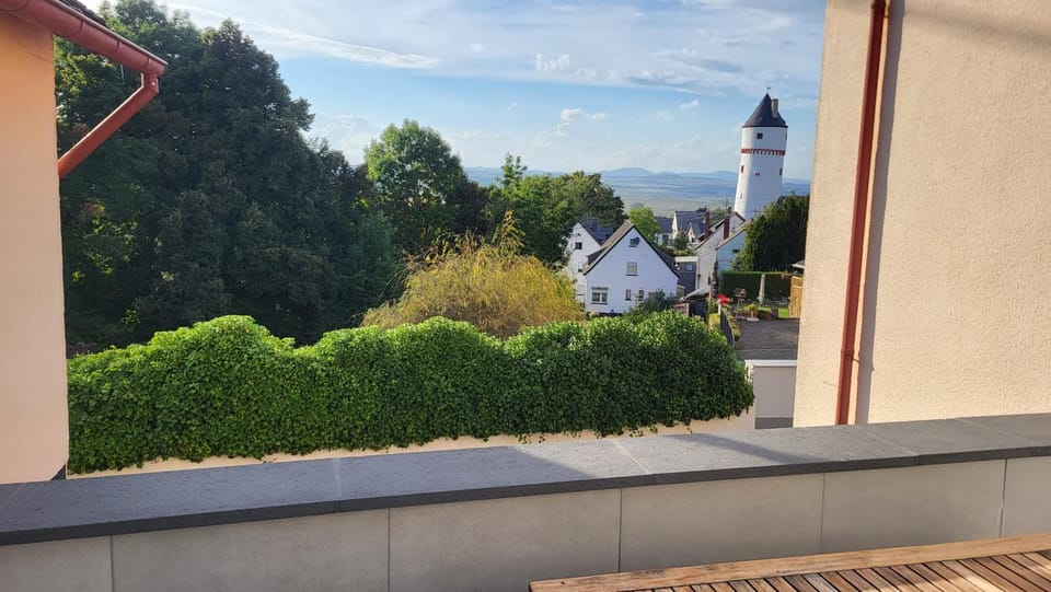 Maifeld-Oase mit Sauna und Balkon Apartment in Rhineland-Palatinate