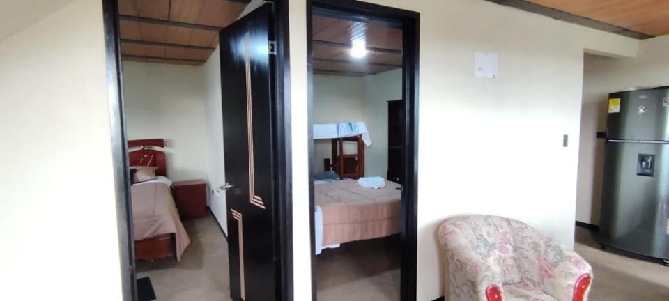 Bed, Kitchen or kitchenette, Living room, Photo of the whole room, Seating area, Bedroom, bunk bed