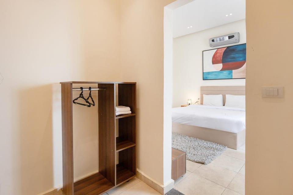 Bed, Photo of the whole room, Bedroom, towels, wardrobe