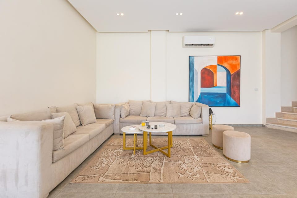 Living room, Seating area, air conditioner