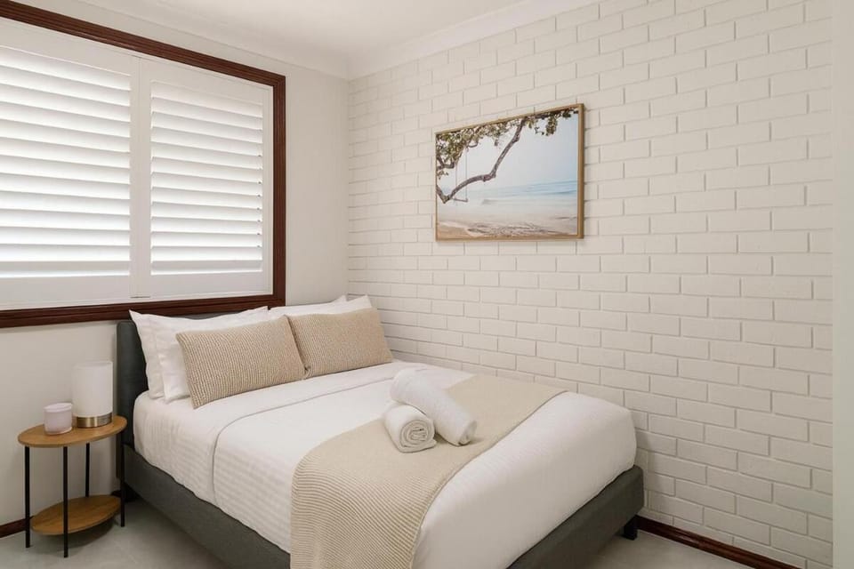 Bed, Photo of the whole room, Bedroom, towels, wardrobe