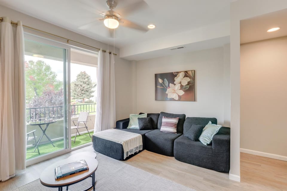 Home Base with Easy 1-80 Access 4 Mi to Dtwn Reno! House in Reno