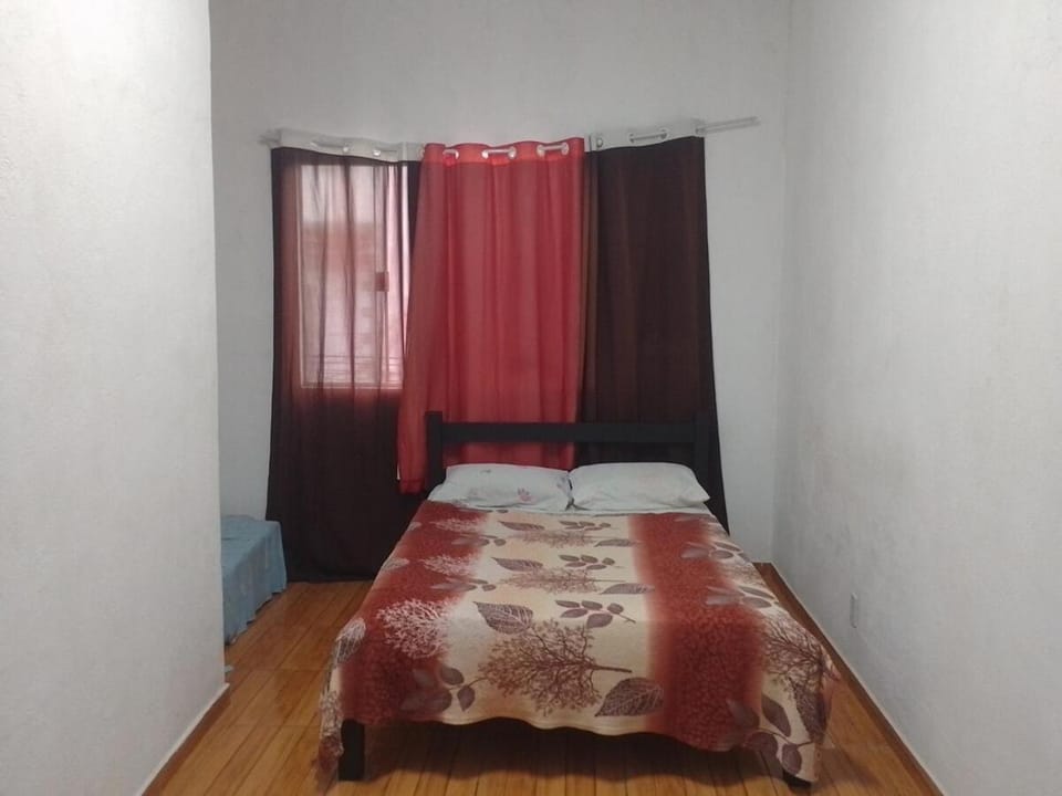 Ótima casa ,próximo a belas praias e cachoeiras Apartment in Angra dos Reis
