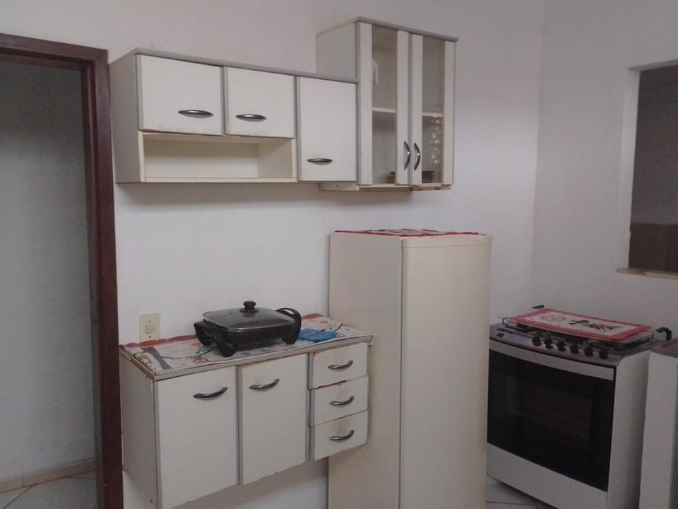 otima casa em Angra dos reis ,casa muito bem localizada a 10 minutos do centro da cidade e de prais e cachoeiras ,custo beneficio Apartment in Angra dos Reis