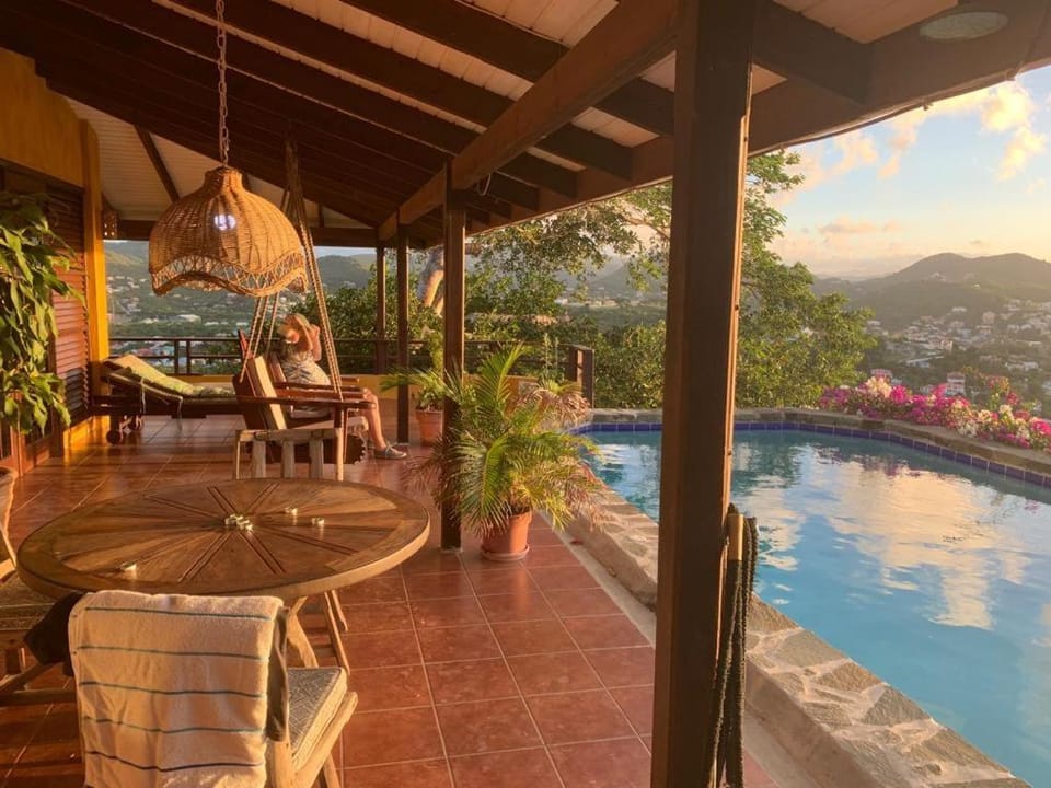 Villa Sunset Villa in Caribbean