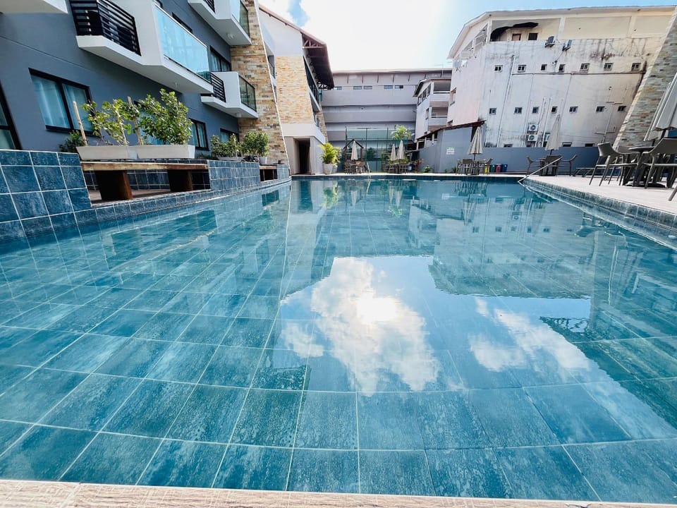 Balcony/Terrace, Swimming pool