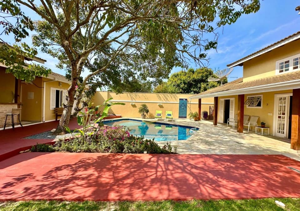 Casa Ramos House in São Sebastião