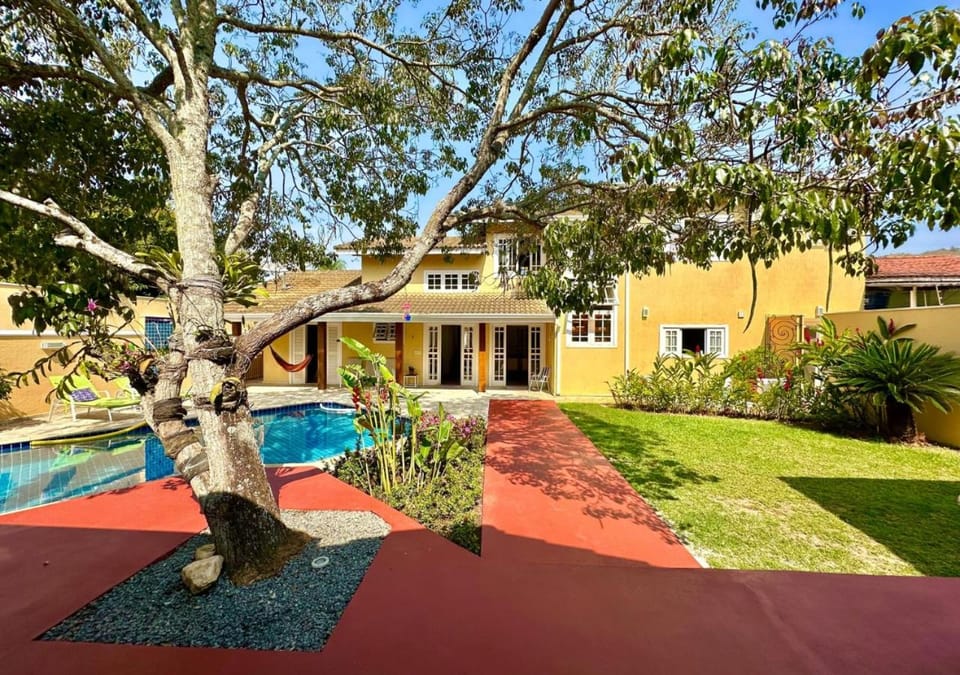 Casa Ramos House in São Sebastião