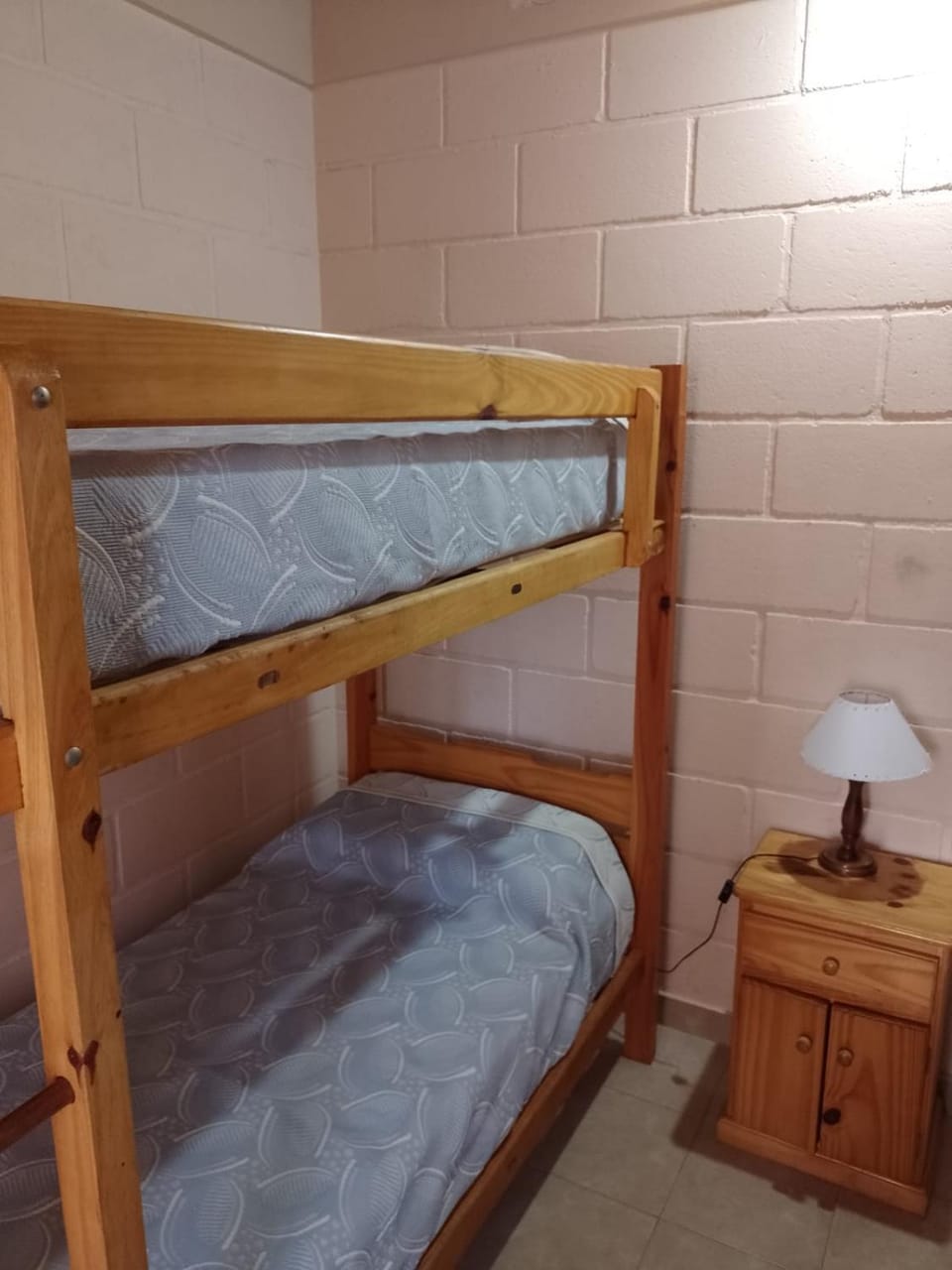 Bed, Photo of the whole room, Bedroom, bunk bed
