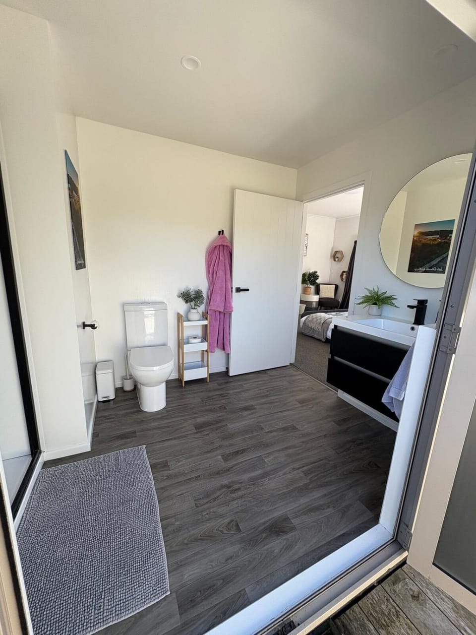 Stylish Lake Ōkāreka Retreat Views, Spa in Rotorua Bed and Breakfast in Rotorua