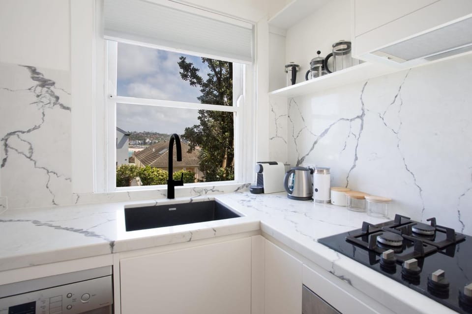 Brighton Sol, North Bondi Apartment in Sydney