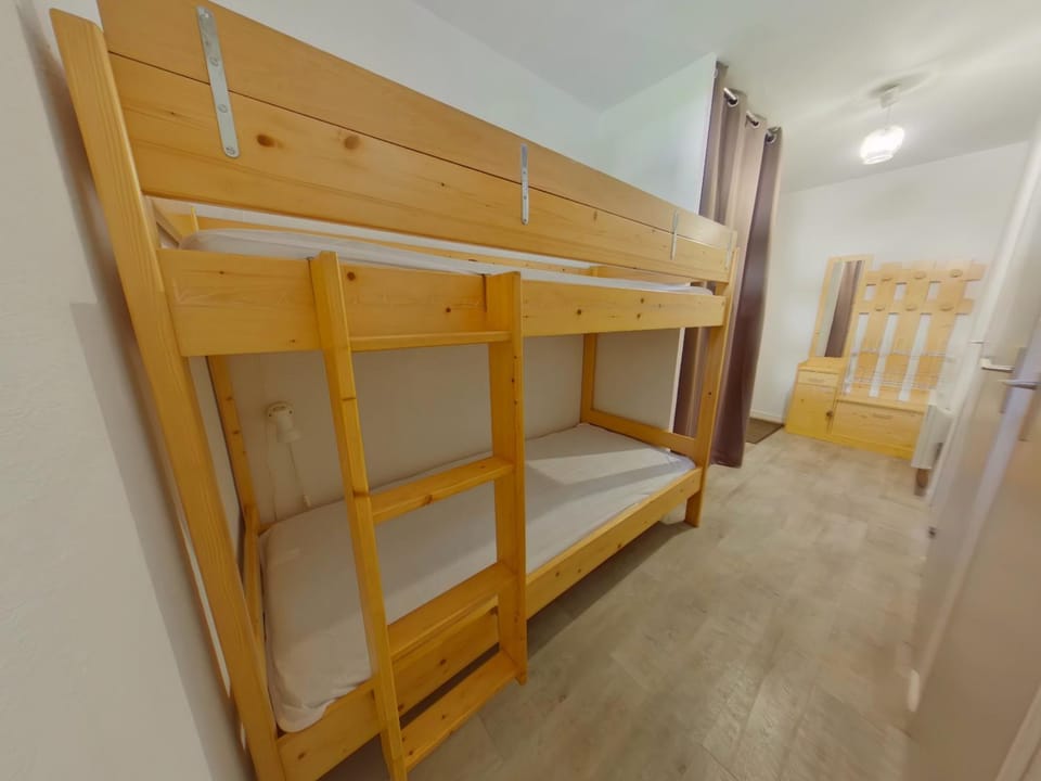 Appartement cosy aux Rousses avec terrasse et proximité activités - FR-1-834-8 Apartment in Jura