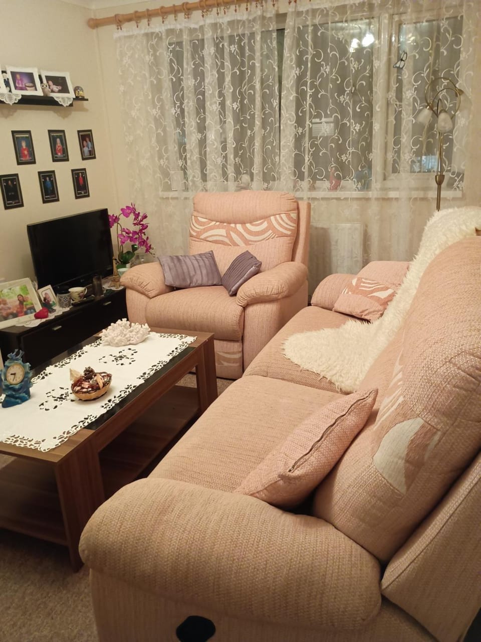 Dana's room with free wifi and parking Apartment in Lincoln