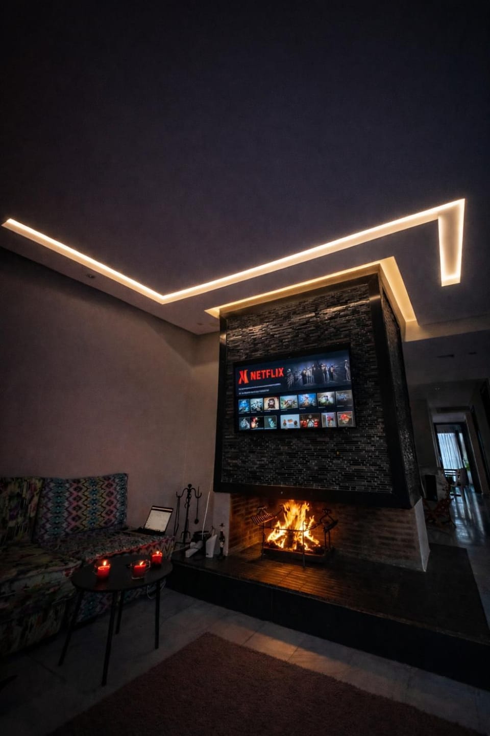 Living room, Seating area