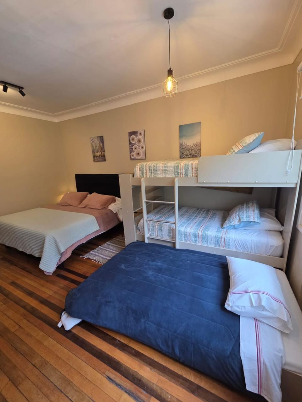 Bed, Photo of the whole room, Bedroom, bunk bed