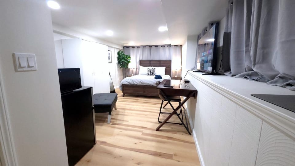 Modern Stays SJ Apartment Suite and Private Rooms House in Willow Glen