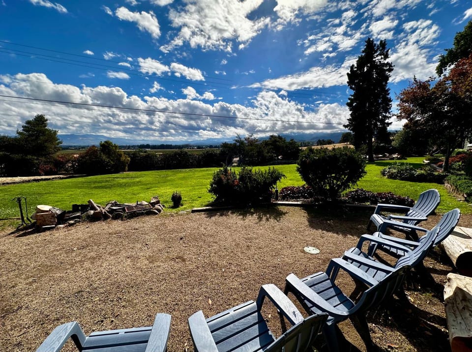 Farmhouse RV - Sunset Pergola - Fire Pit - Views Country House in Oregon