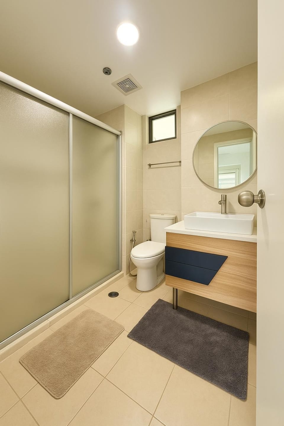 Shower, Toilet, Bathroom, towels
