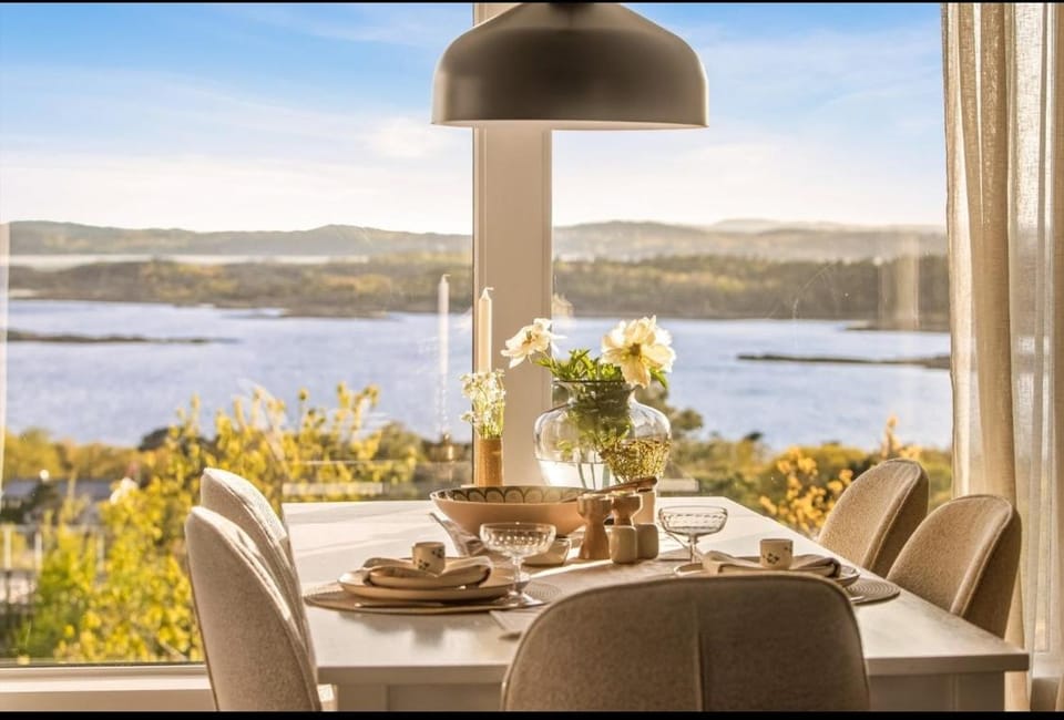 Natural landscape, Balcony/Terrace, Living room, Mountain view, Sea view