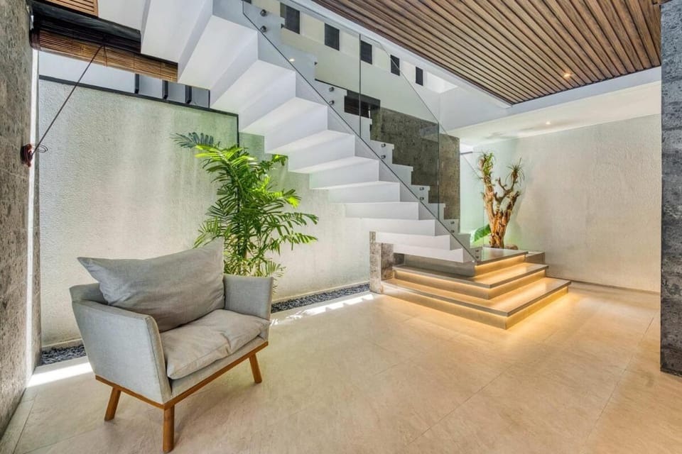 Sui - 3BR Brand New Luxury Villas by Berawa Beach Villa in North Kuta