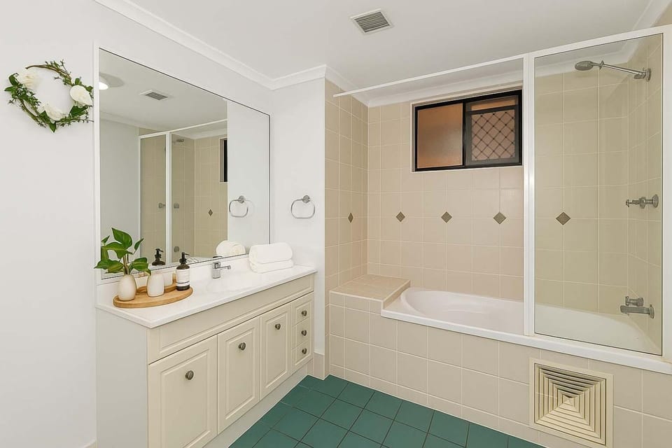 Shower, Bathroom, Bath