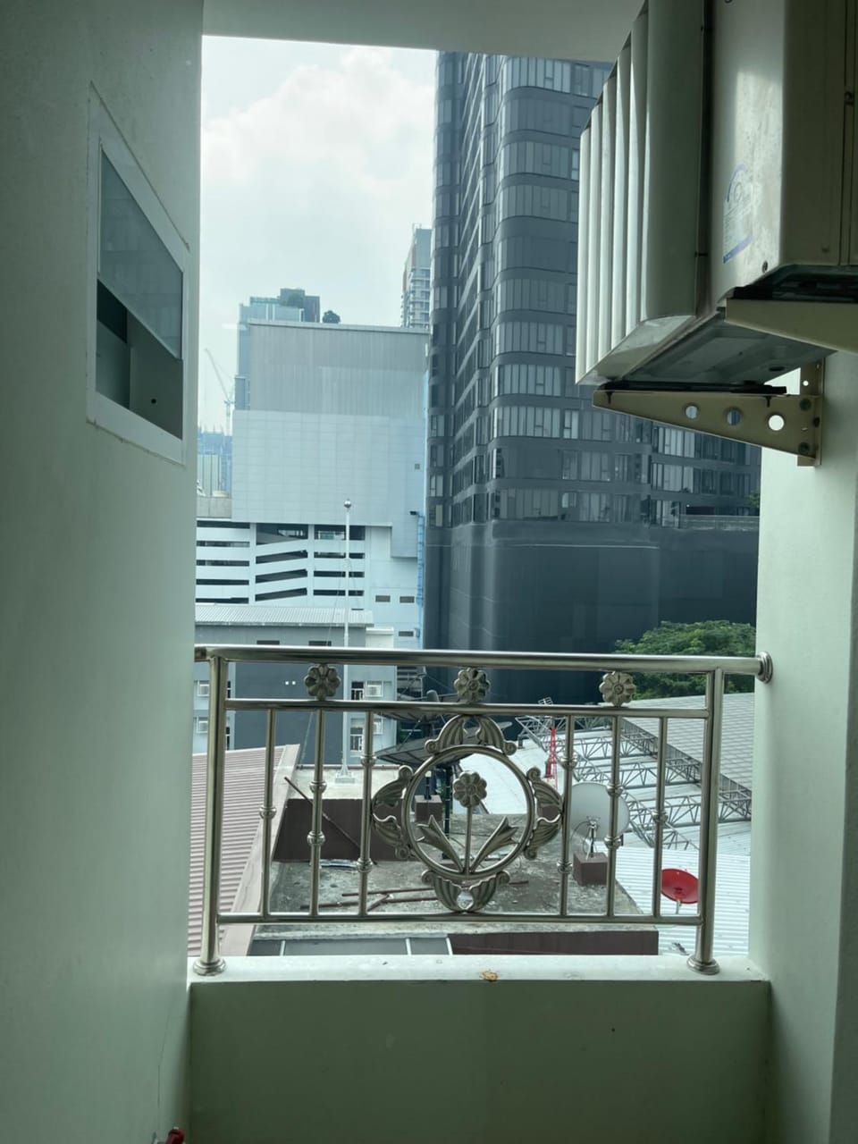 KS RESIDENCE Victory Monument Apartment in Bangkok