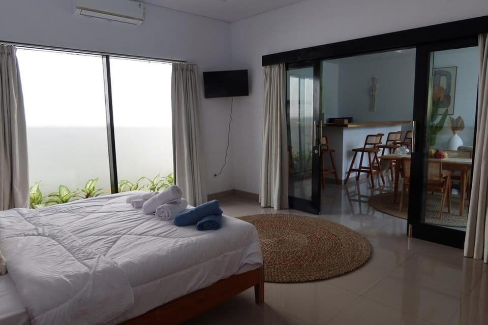 Bohemian Luxury 3 BR - In the Center of Canggu with a Pool Villa in North Kuta