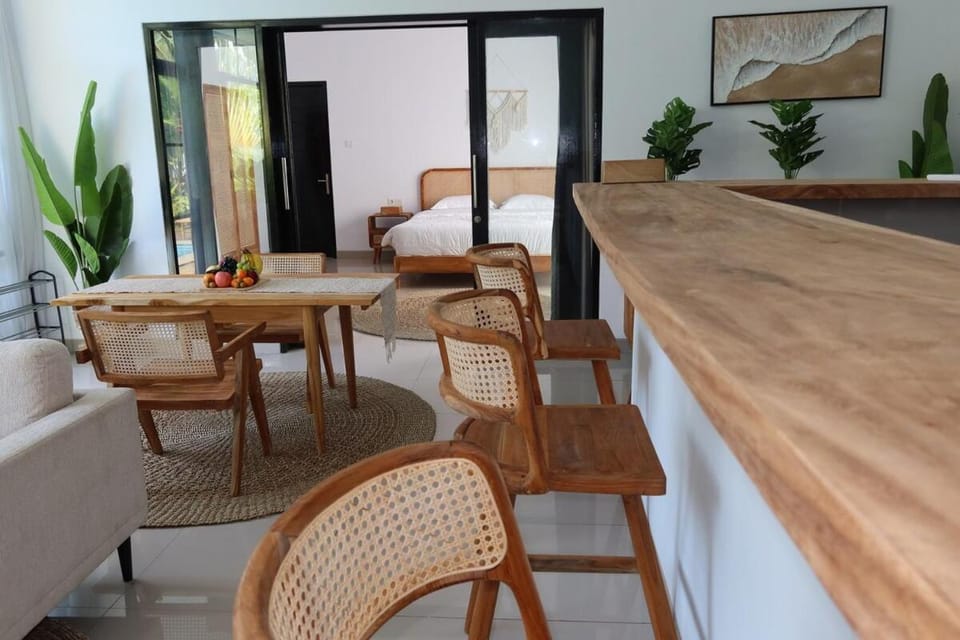 Bohemian Luxury 3 BR - In the Center of Canggu with a Pool Villa in North Kuta