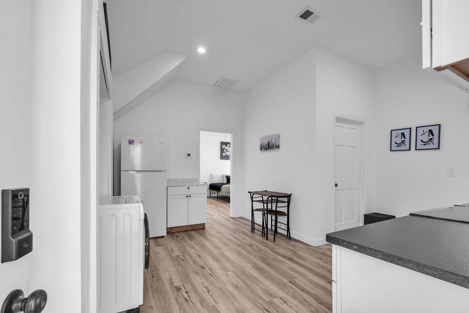Stylish 2-Bedroom Home in Nashville House in Nashville