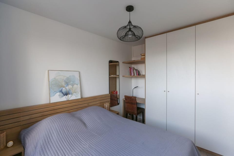 Nice apartment with balcony in Pré-Saint-Gervais Apartment in Paris