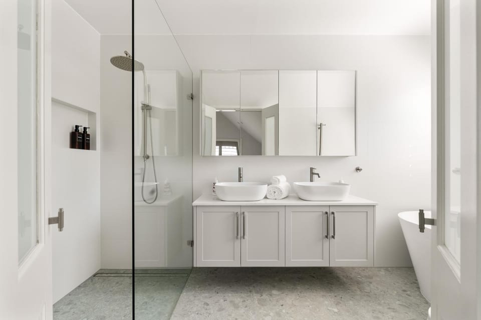 Shower, Toilet, Bathroom, hair dryier, towels
