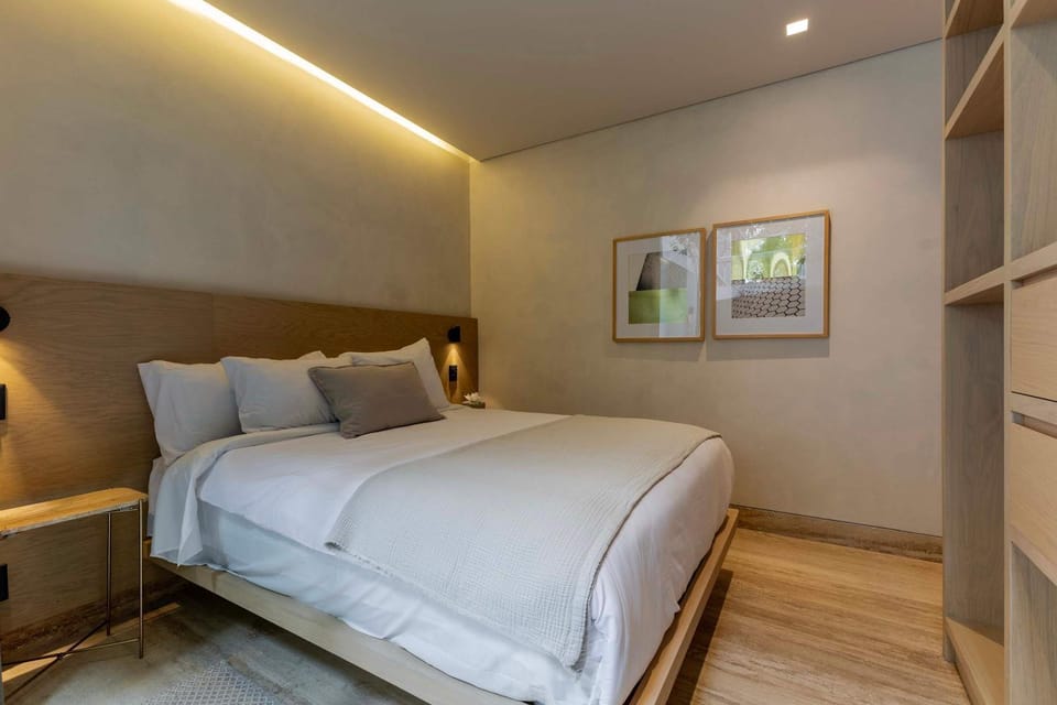 Capitalia Casa Calderon 1BR Leafy Vibes w Patio Apartment in Mexico City