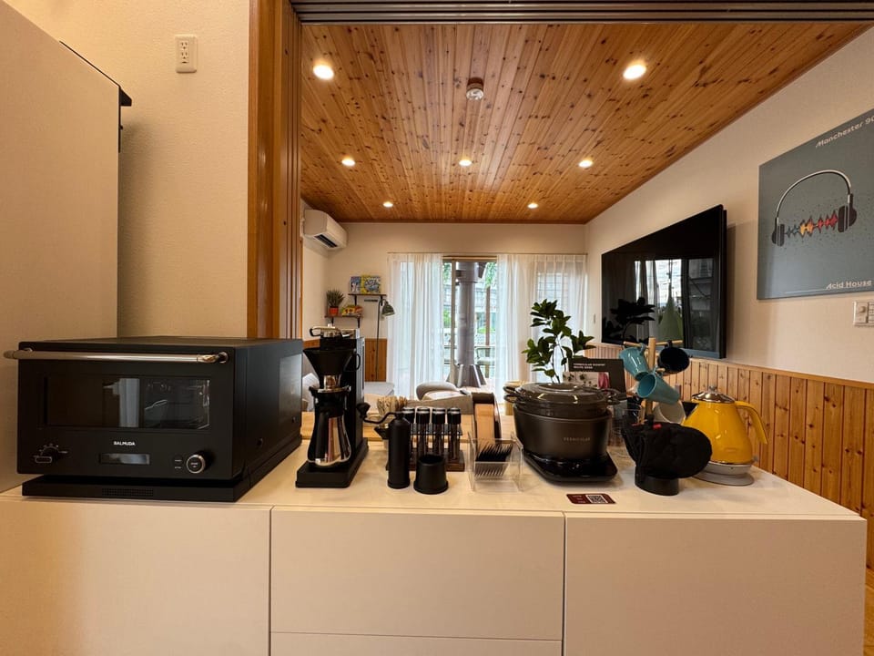 Coffee/tea facilities