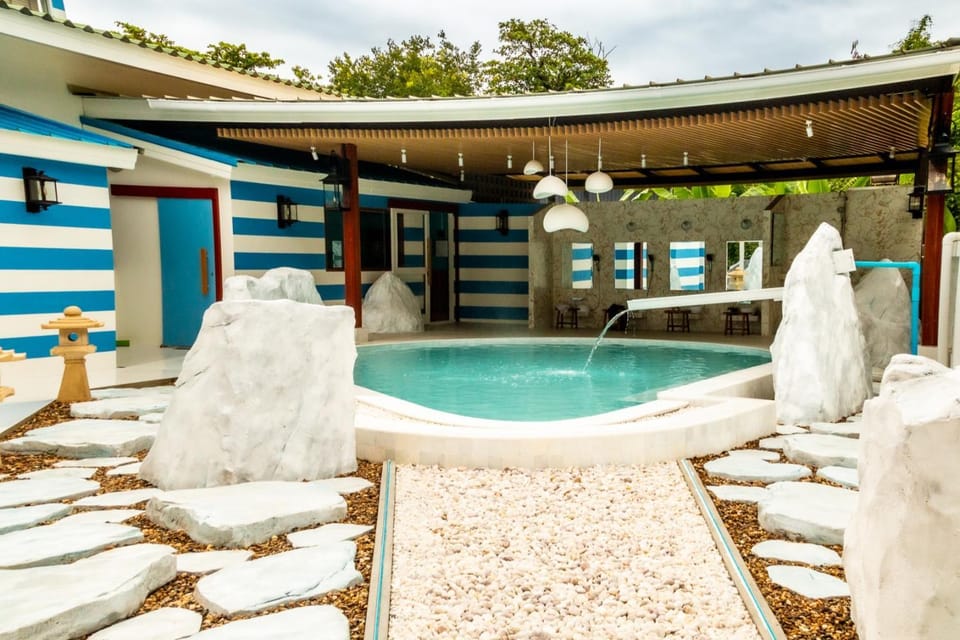 Hot Spring Bath, Hot Tub